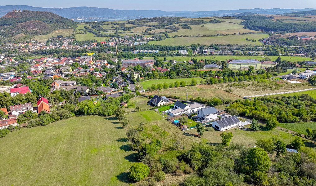 Prodej stavebního pozemku 3 240 m², Bystřany – náhled fotky 28