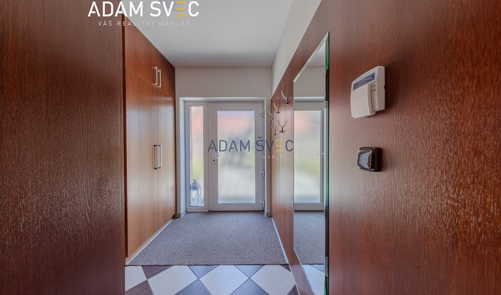 Prodej domu 359 m² s pozemkem 2 576 m², Hradčany-Kobeřice – náhled fotky 27