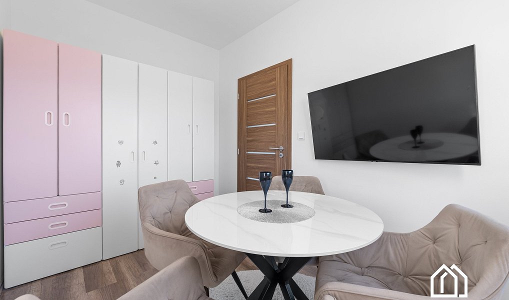 Prodej bytu 2+1 44 m², Praha – náhled fotky 9