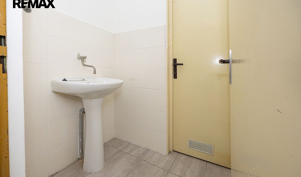 Pronájem obchodních prostor 200 m², Hořice – náhled fotky 23