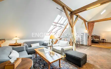 Pronájem bytu 1+kk 169 m²