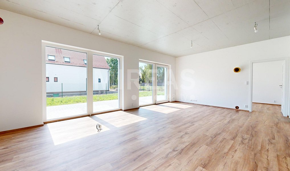 Prodej domu 133 m² s pozemkem 440 m², Dvory – náhled fotky 16
