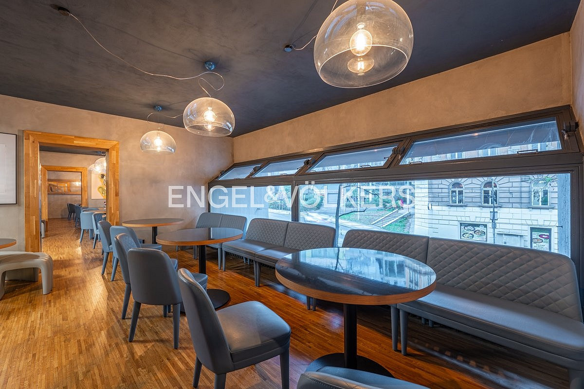 Pronájem komerčního objektu (jiného typu) 213 m² – fotografie 4