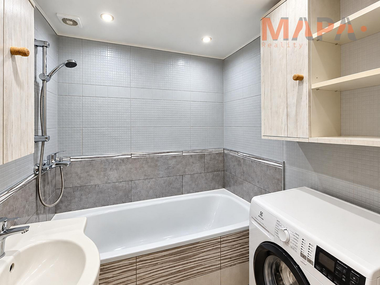 Prodej bytu 2+1 60 m² – fotografie 3