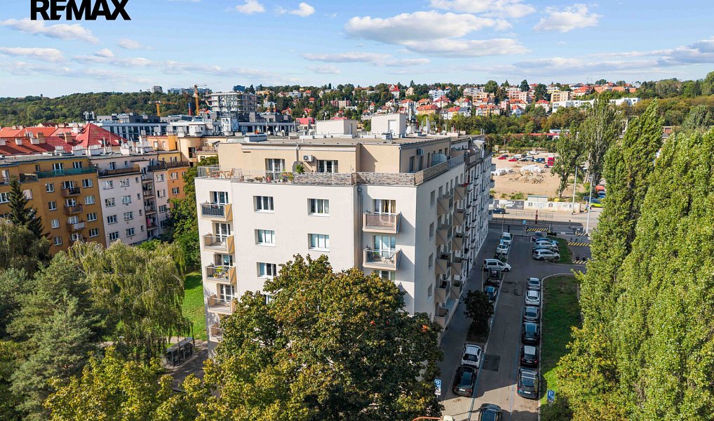 Prodej bytu 3+kk 80 m², Praha – náhled fotky 33