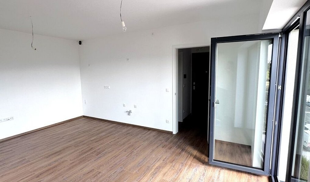 Prodej bytu 1+kk 31 m², Hradec Králové – náhled fotky 9