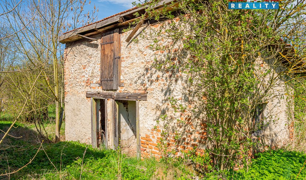Prodej stavebního pozemku 1 275 m², Bystřice – náhled fotky 7