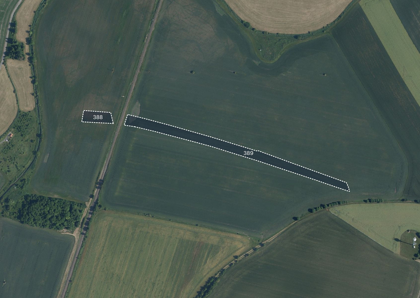 Prodej pole 2 521 m²