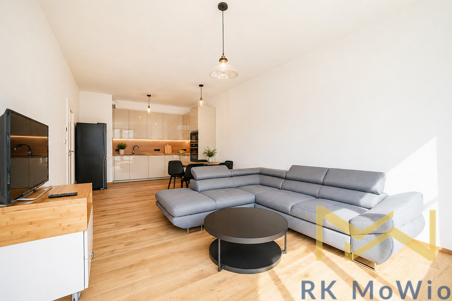Pronájem bytu 3+kk 83 m² — photo 2
