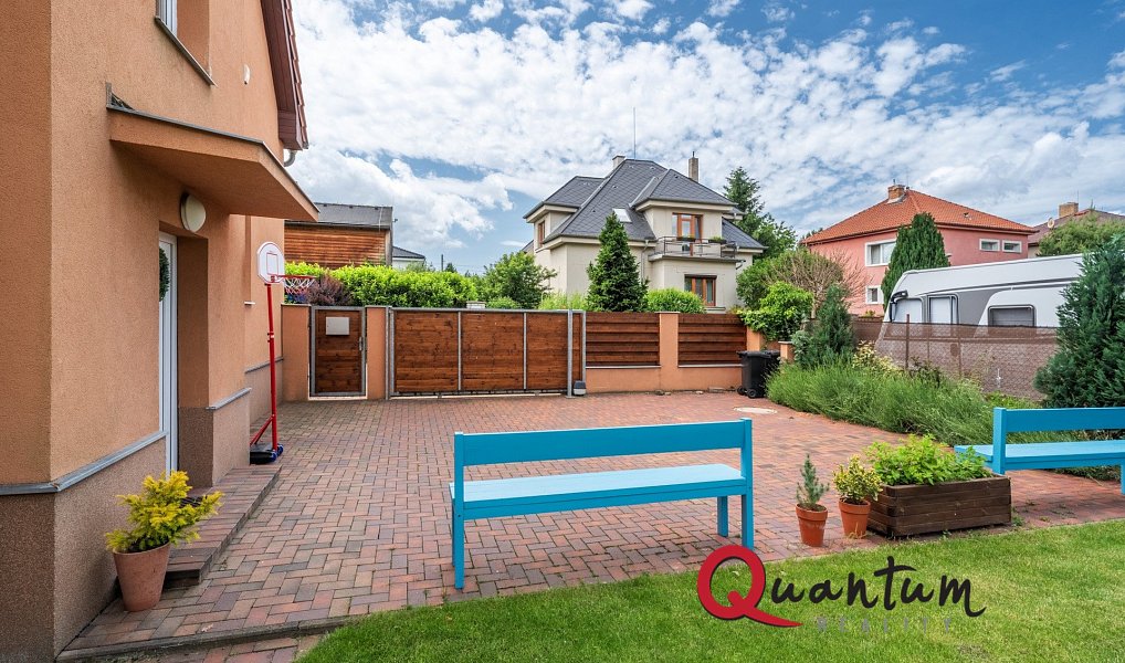 Prodej domu 279 m² s pozemkem 766 m², Praha – náhled fotky 4