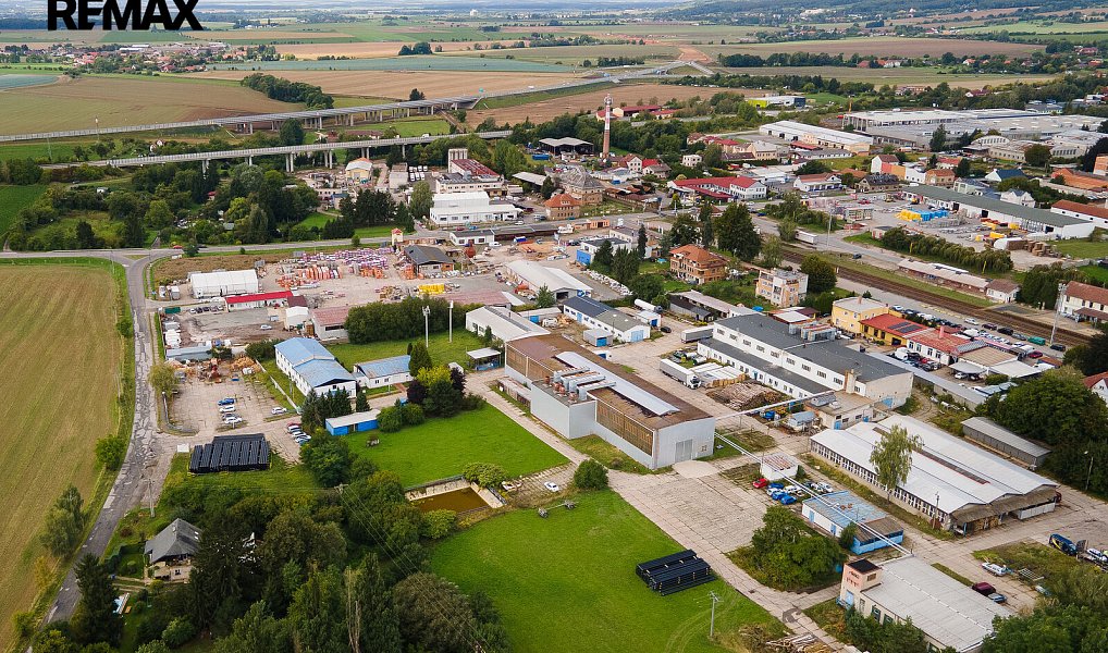 Pronájem obchodních prostor 200 m², Hořice – náhled fotky 3