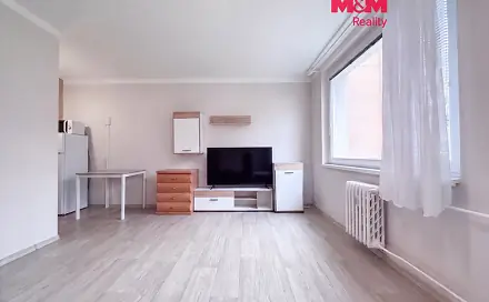 Pronájem bytu 1+kk 33 m², Jižní, Poděbrady - Poděbrady III, okres Nymburk