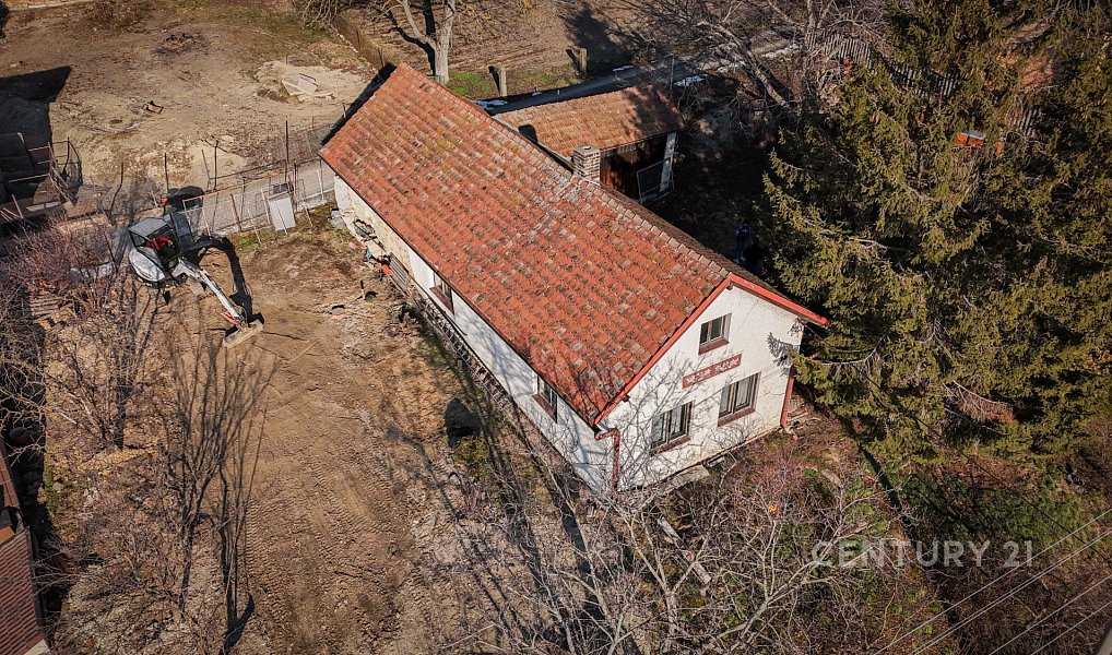 Prodej domu 355 m² s pozemkem 997 m², Úhřetická Lhota – náhled fotky 6