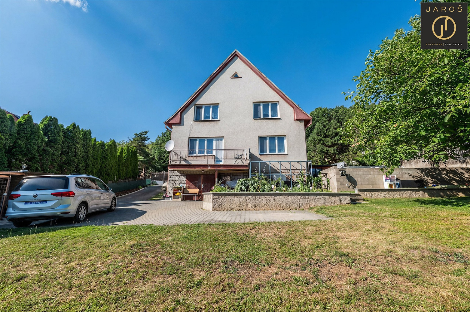 Prodej domu 167 m² s pozemkem 839 m² – fotografie 2