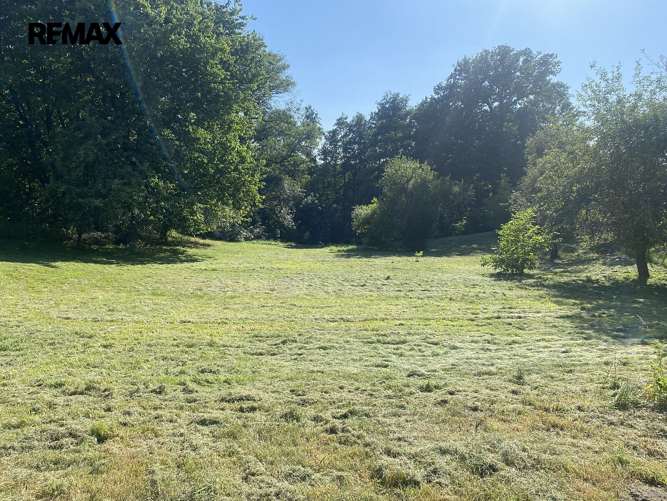 Prodej stavebního pozemku 2 500 m²