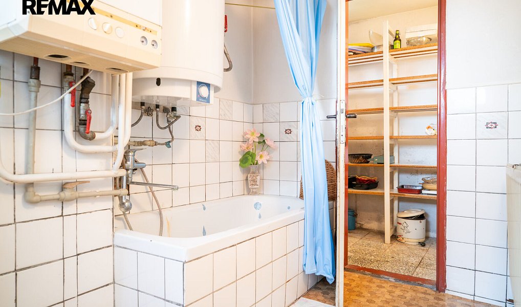 Prodej domu 120 m² s pozemkem 870 m², Brloh – náhled fotky 21
