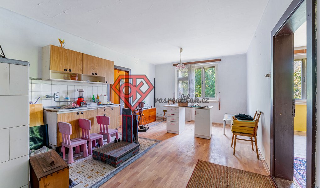 Prodej domu 216 m² s pozemkem 4 048 m², Osečnice – náhled fotky 4