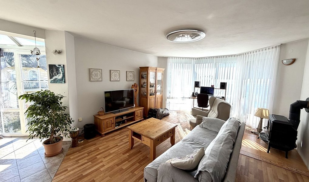 Prodej domu 306 m² s pozemkem 1 014 m², Mladá Boleslav – náhled fotky 4