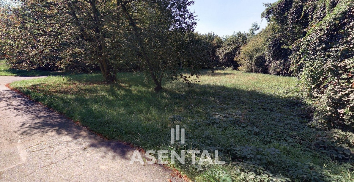Prodej stavebního pozemku 12 371 m²
