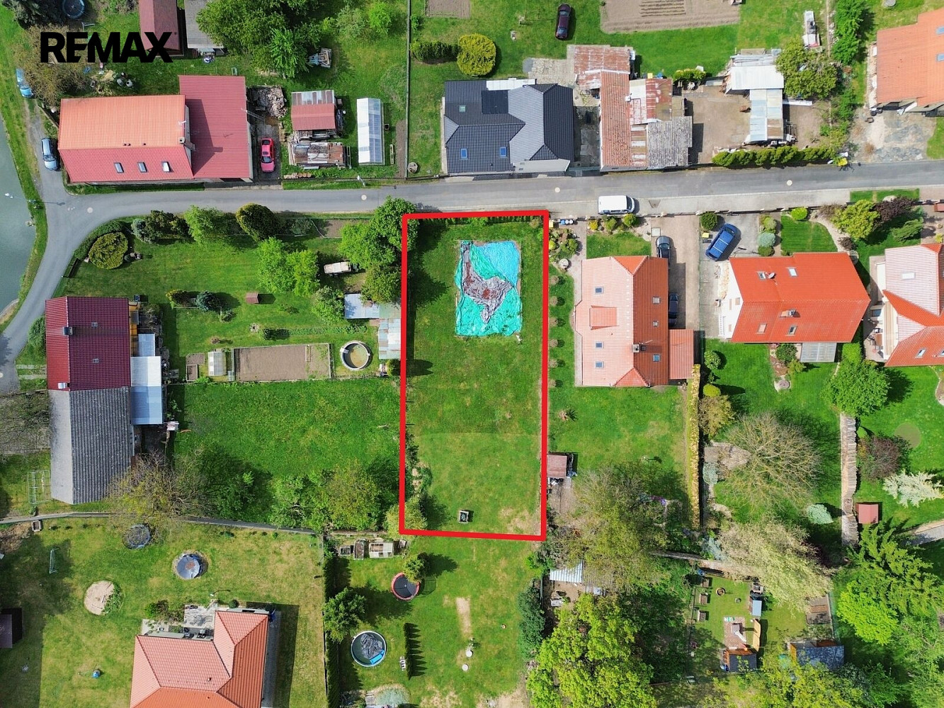 Prodej stavebního pozemku 833 m² – fotografie 5