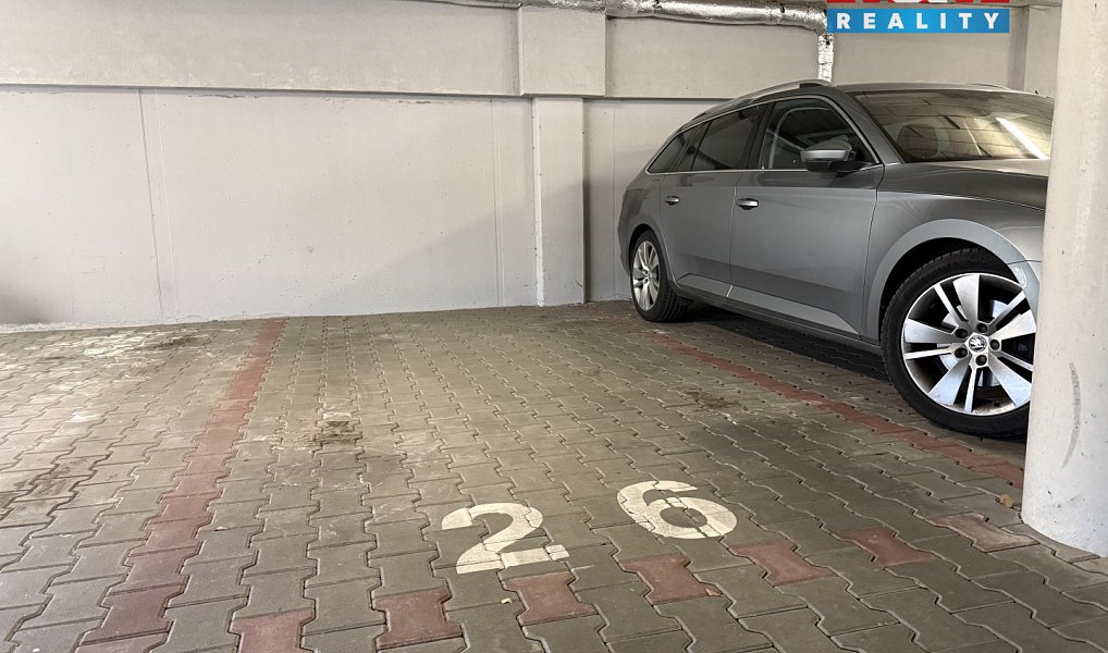 Prodej garážové stání, 10 m2, Zlín, ul. Dřevnická, Zlín – náhled fotky 2