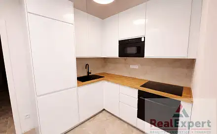 Pronájem bytu 1+kk 35 m²