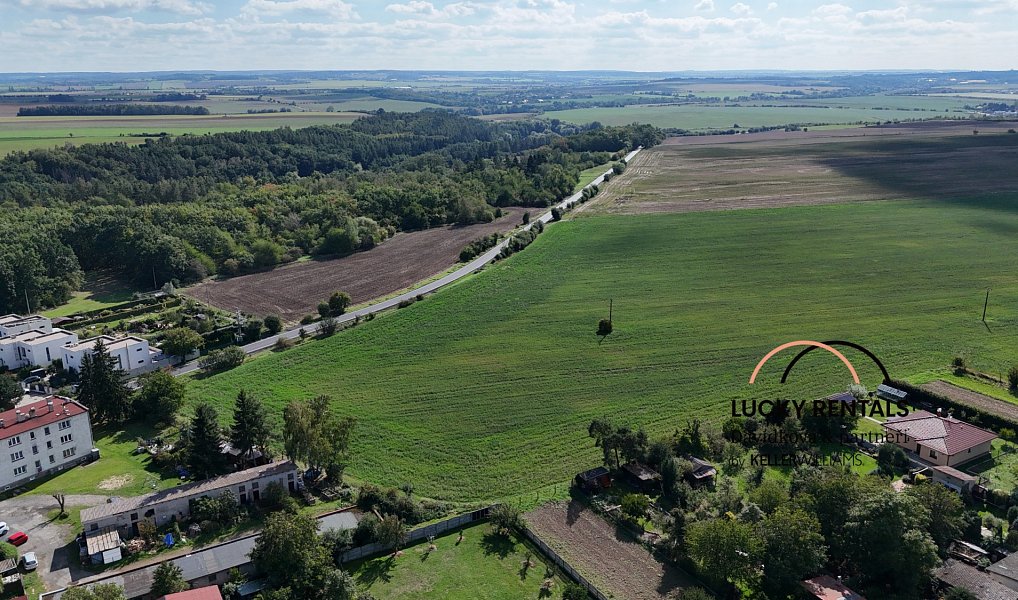Prodej stavebního pozemku 7 383 m², Vyšehořovice – náhled fotky 3
