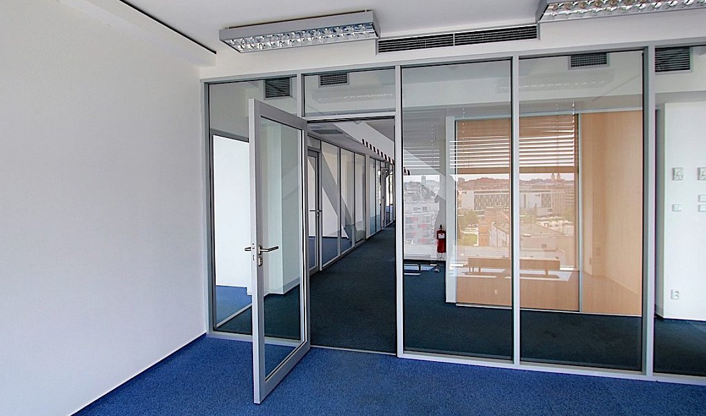 Pronájem kanceláře 182 m², Plzeň – náhled fotky 7