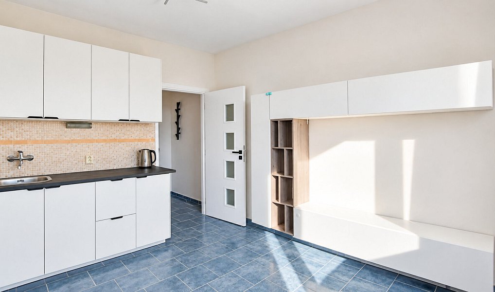 Pronájem bytu 2+kk 37 m², České Budějovice – náhled fotky 3