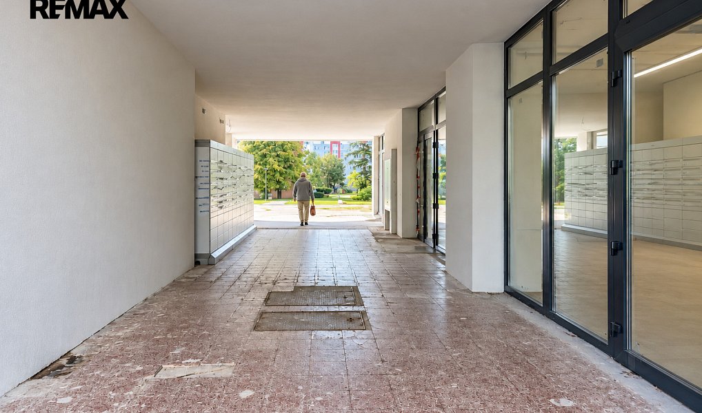 Pronájem komerčního objektu (jiného typu) 42 m², Ostrava – náhled fotky 9