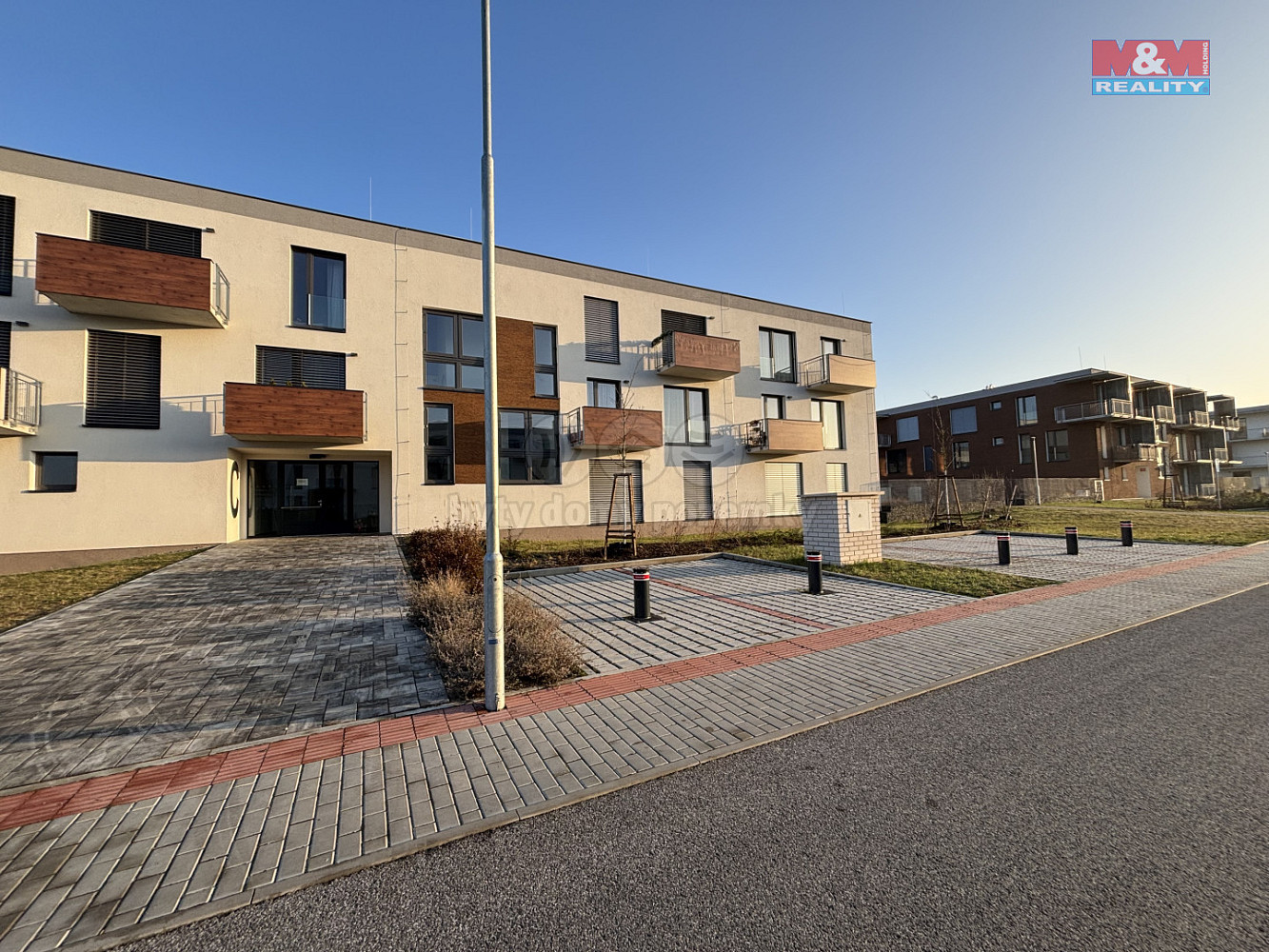 Pronájem parkovacího místa, brandýs nad labem-stará boleslav — photo 2