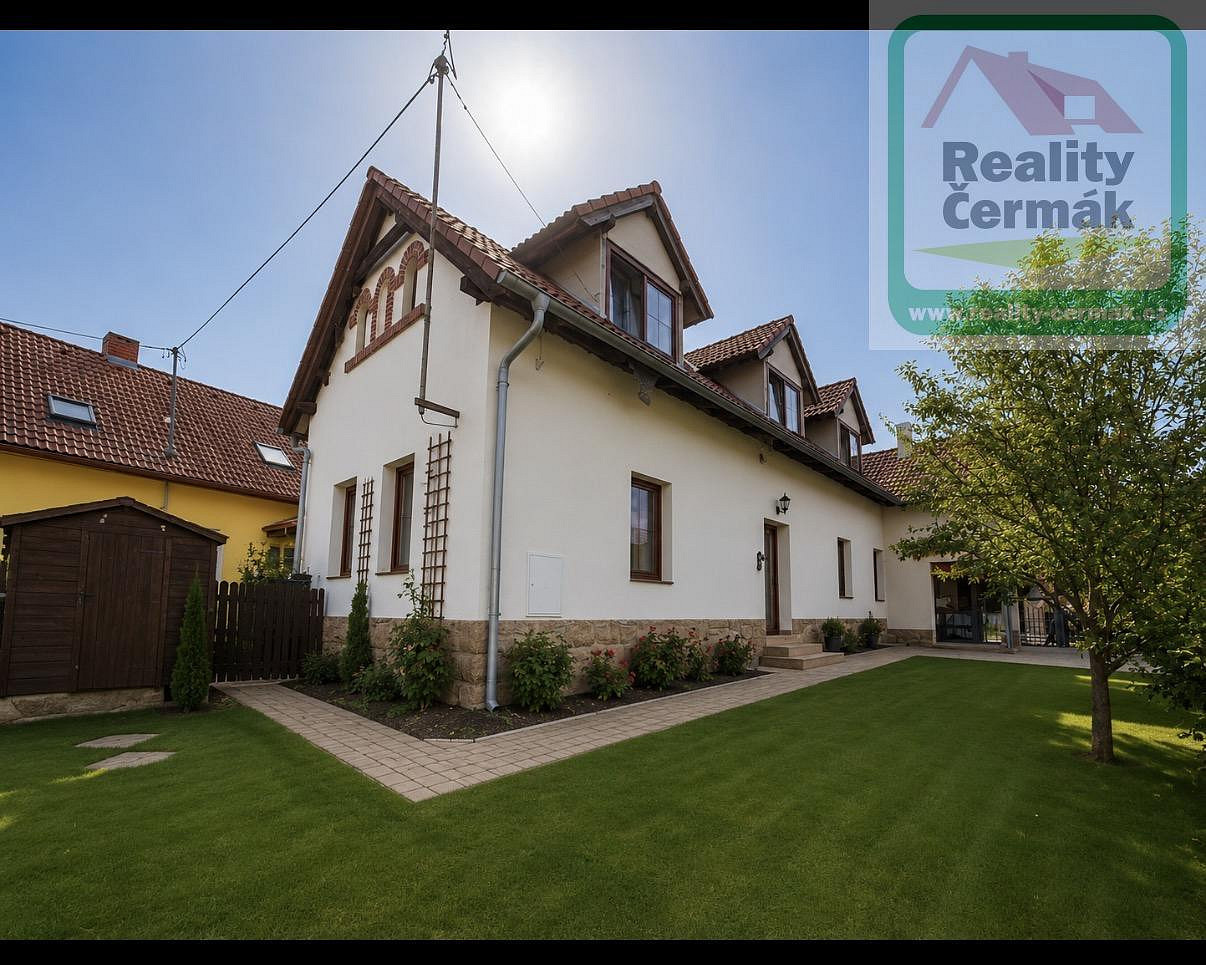 Prodej domu 230 m² s pozemkem 315 m²