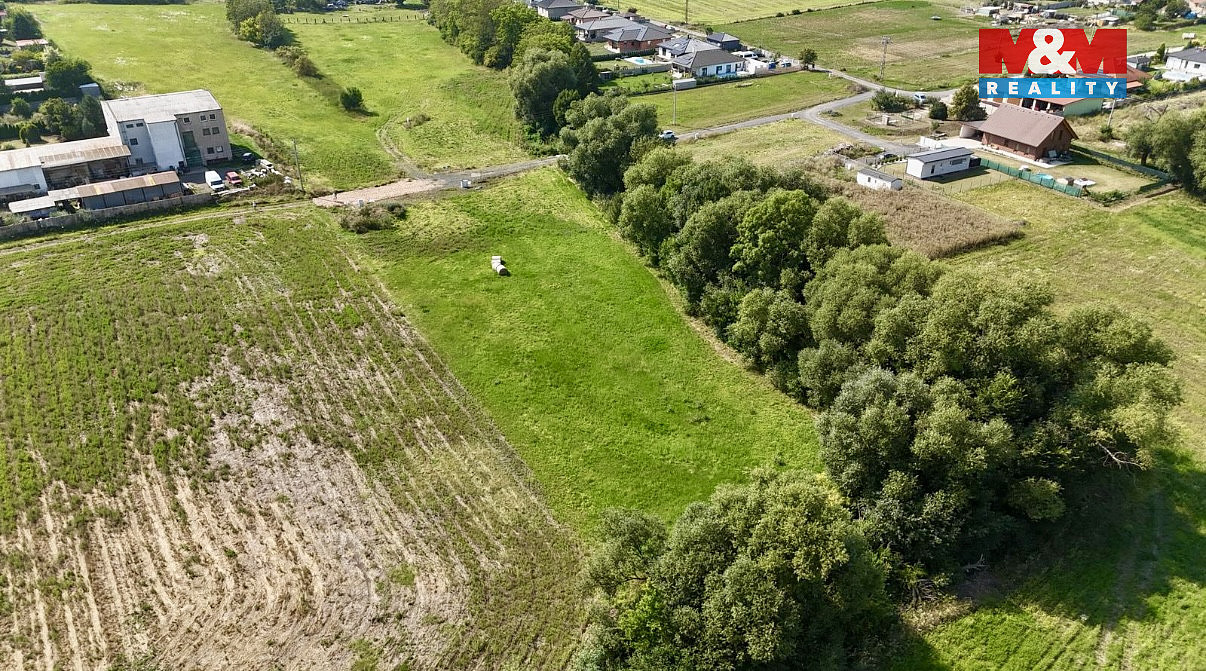 Prodej stavebního pozemku 996 m² – další
