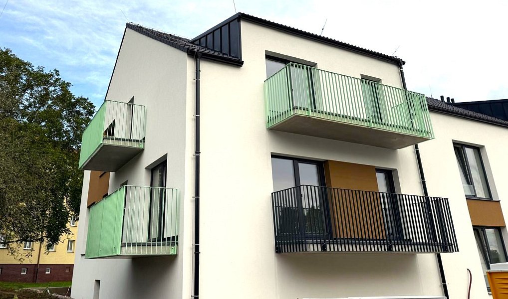 Prodej bytu 2+kk 72 m², Chvaletice – náhled fotky 4