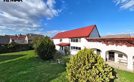 Prodej domu 186 m² s pozemkem 7 638 m², Uničov - Renoty, okres Olomouc