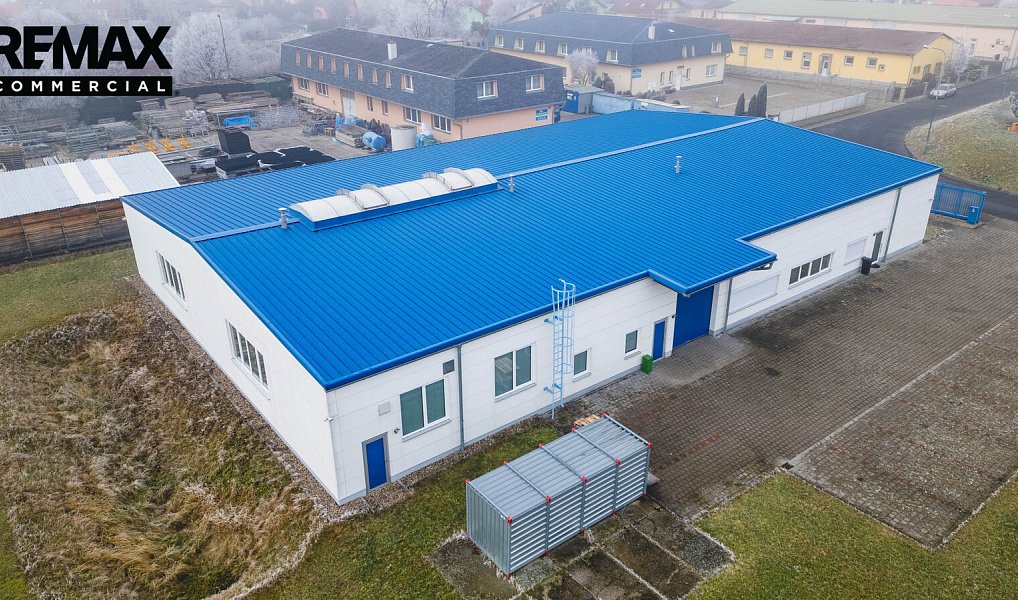 Prodej výrobních prostor 930 m², Kadaň – náhled fotky 2