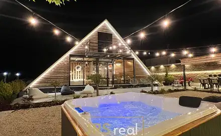 Prodej chaty/chalupy 140 m² s pozemkem 400 m², Durres, Albánie