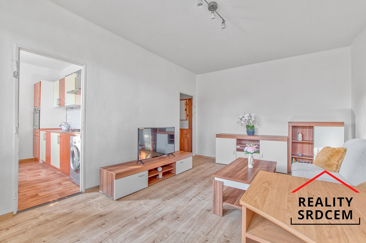 Pronájem bytu 2+1 52 m² – fotografie 3