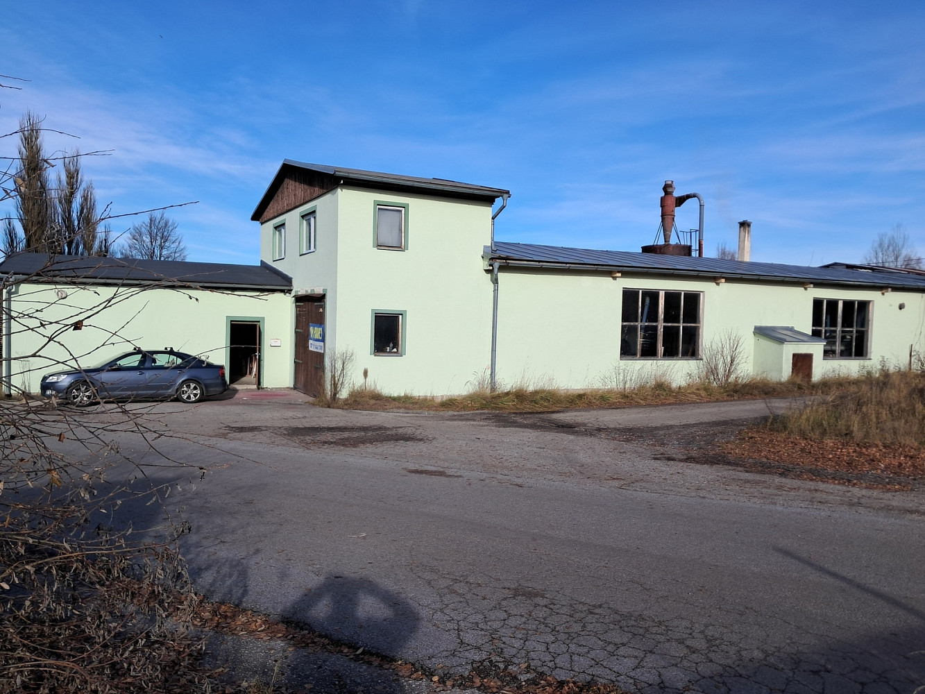 Prodej výrobních prostor 612 m² – fotografie 2
