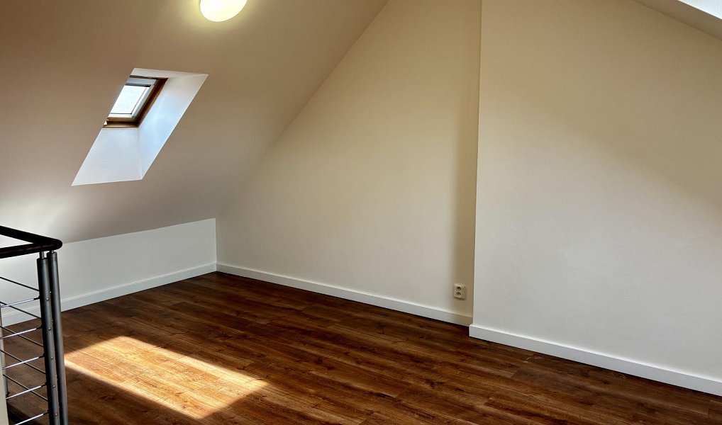 Pronájem bytu 3+kk 76 m², Praha – náhled fotky 8