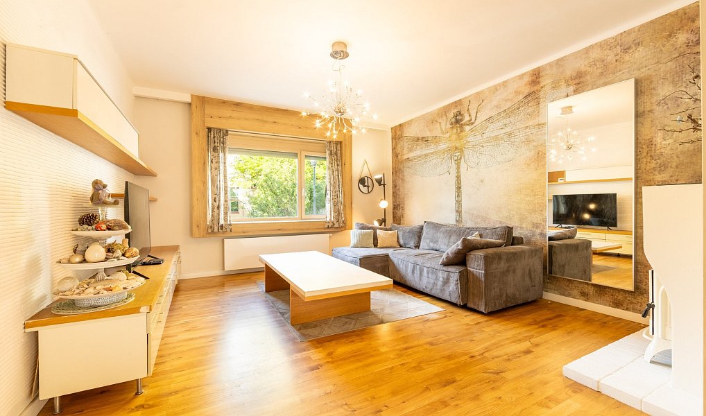 Prodej domu 220 m² s pozemkem 290 m², Plzeň – náhled fotky 5