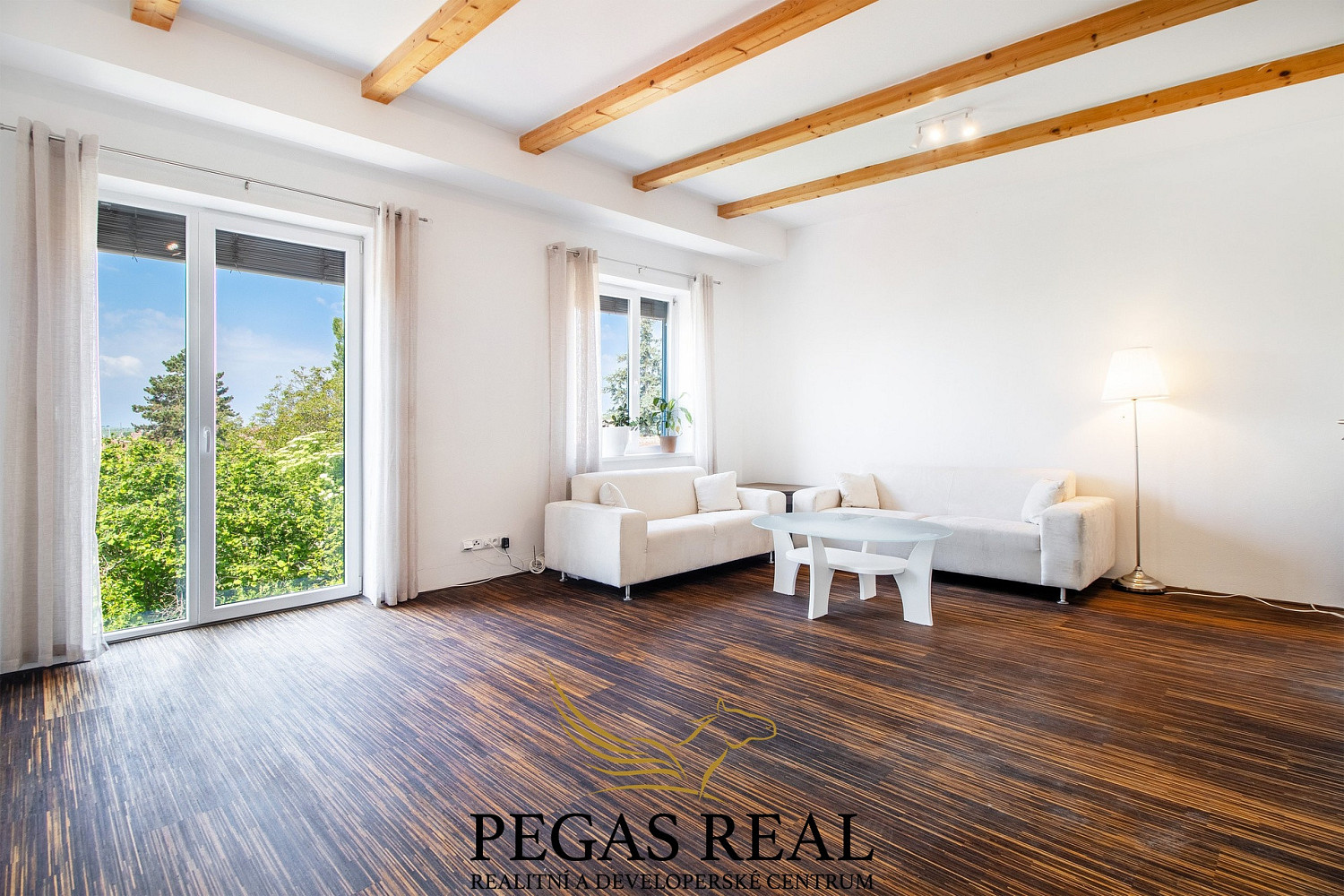 Prodej bytu 2+kk 54 m² — photo 3