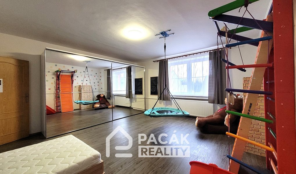 Pronájem domu 250 m² s pozemkem 424 m², Olomouc – náhled fotky 3