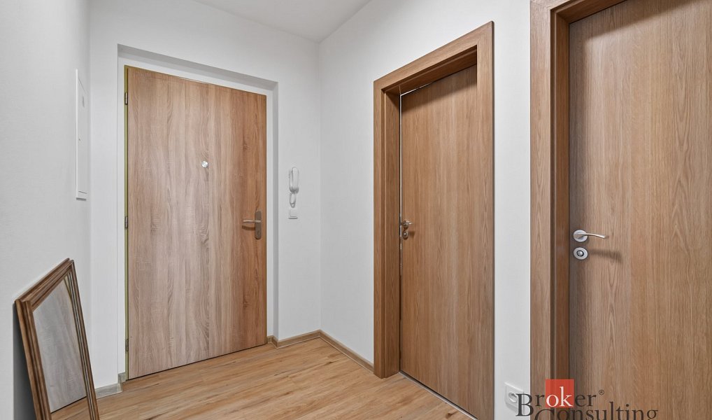 Prodej bytu 3+kk 78 m², Holubice – náhled fotky 11