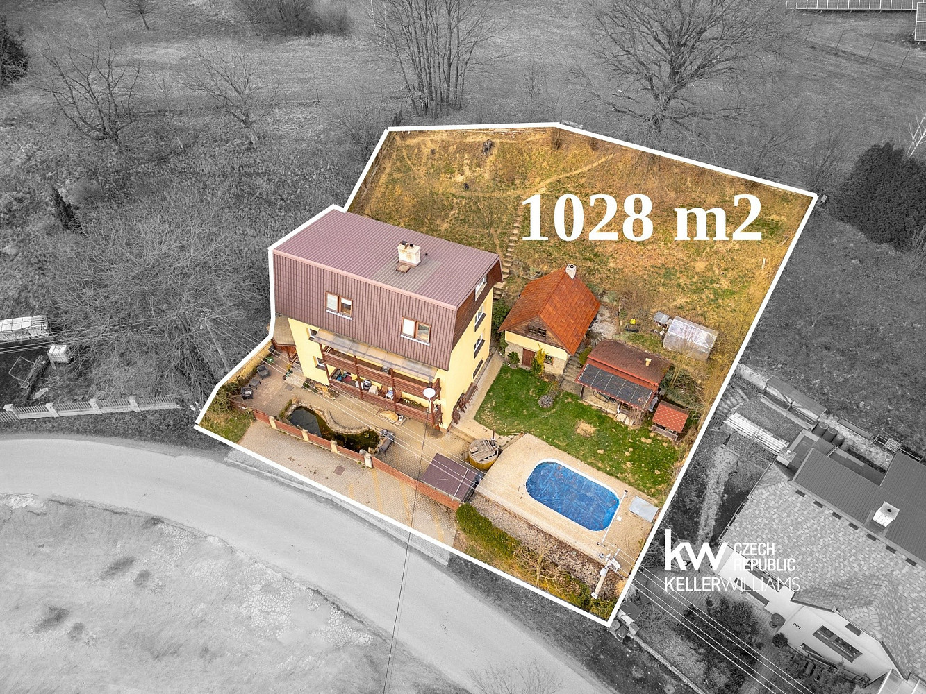 Prodej domu 251 m² s pozemkem 1 028 m² – fotografie 2