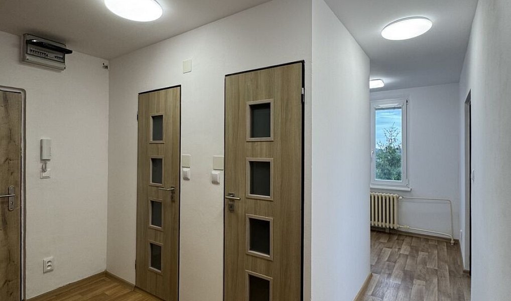 Pronájem bytu 2+1 56 m², Vrchlabí – náhled fotky 6
