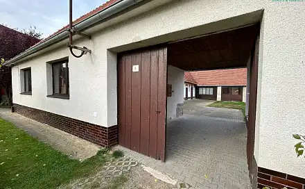Pronájem stavebního pozemku 173 500 m², Kramolín, okres Třebíč