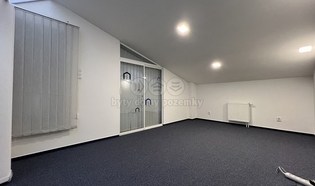 Pronájem kanceláře 26 m², Jindřichův Hradec – náhled fotky 5