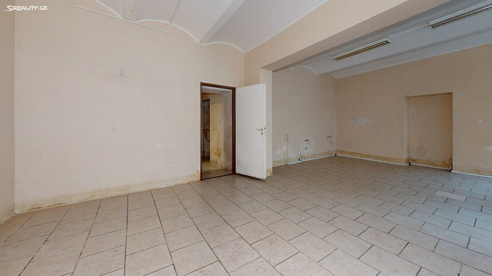 Prodej obchodních prostor 69 m² — photo 4
