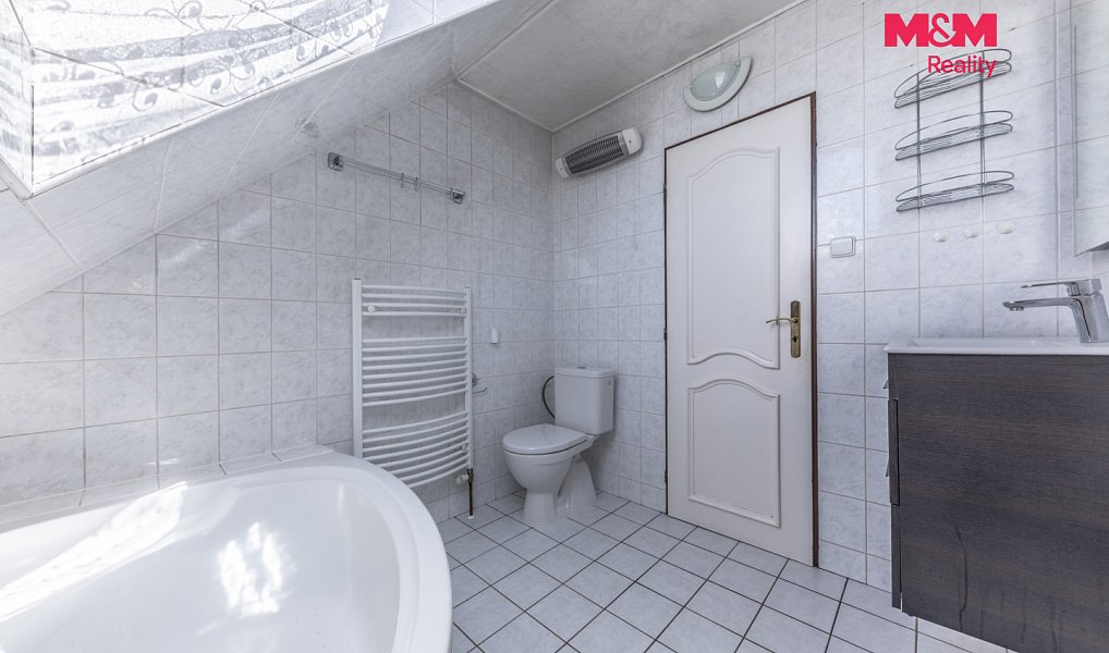 Prodej domu 152 m² s pozemkem 536 m², Velenka – náhled fotky 17